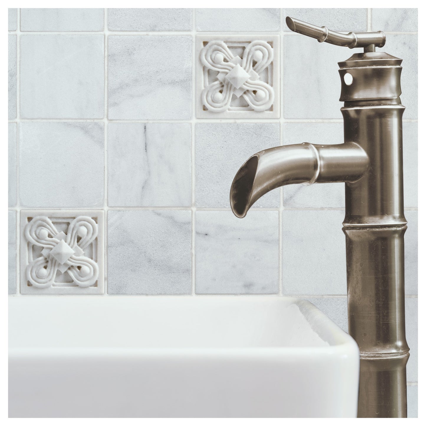 Marmi Di Napoli Deco Carrara Insert 2 1/2" x 2 1/2"