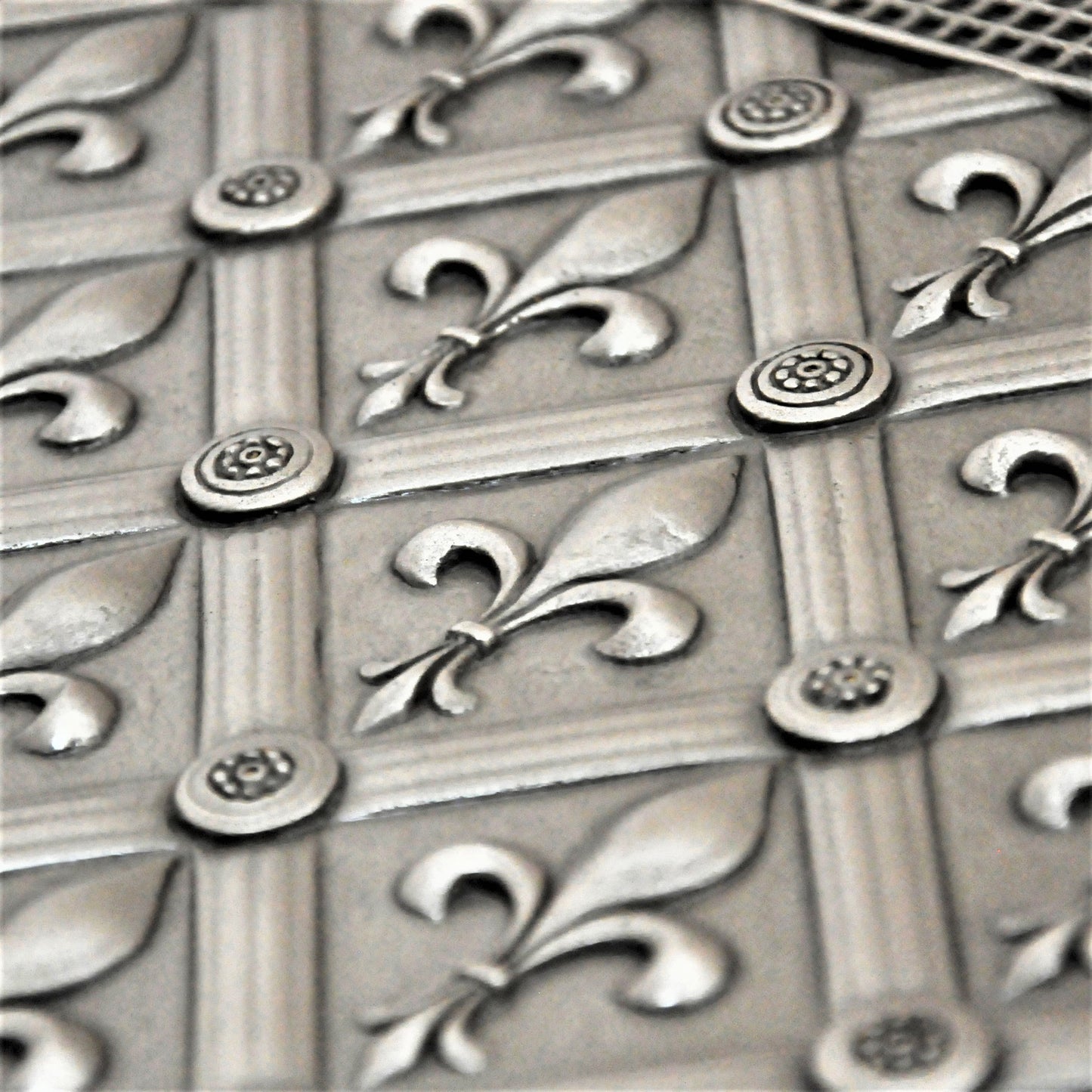 Backsplash Metal Mural Tile Hand Made Plaque Fleur De Lis 12" x 16" Brushed Nickel